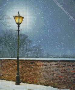 Snowy Victorian Lamppost Diamond Paintings